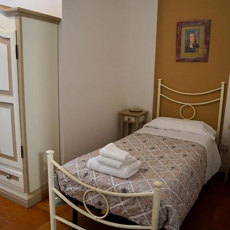 B&B Il Piccolo Paradiso Montenero  Экстерьер фото