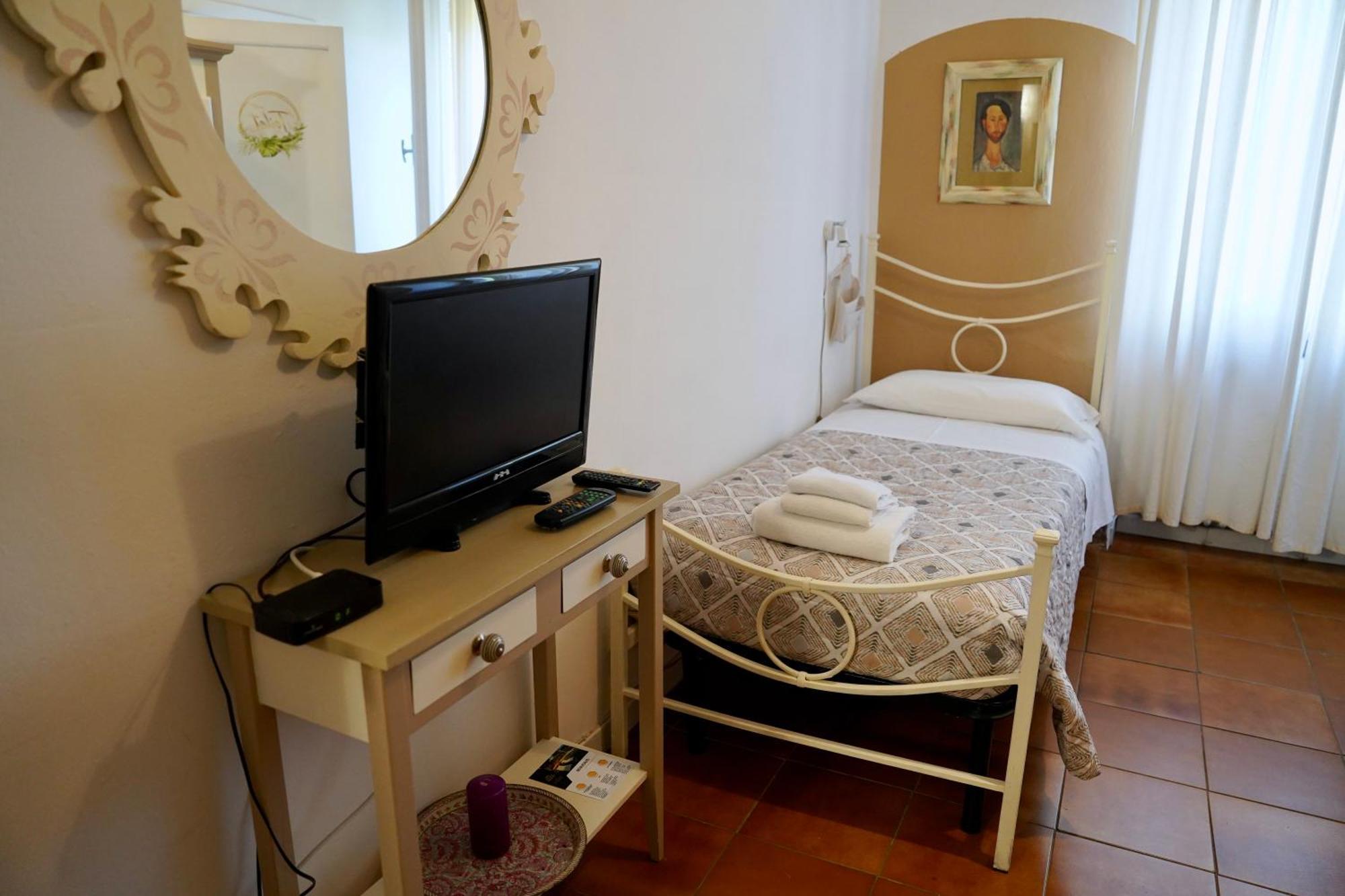 B&B Il Piccolo Paradiso Montenero  Экстерьер фото